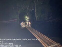 Polres Meranti Amankan 18 Rakit Kayu Diduga Hasil ilegal Logging di Sungai Dedap