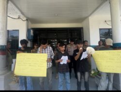 AMPERA Demo di Dinas PUPR Labusel, Tuntut Transparansi Anggaran SPAM IKK Rp200 Juta