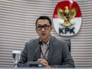 OTT 8 Pegawai Pajak, KPK Sita Barang Bukti Uang Tunai