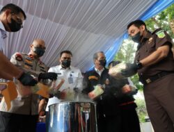 Polda Riau Musnahkan Narkoba Senilai Rp43,9 Miliar, Hasil Pengungkapan Jelang Tahun Baru
