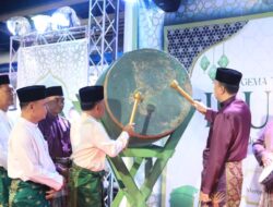 Bupati Asmar Lepas Pawai Takbir Idul Fitri 1447 H di Selatpanjang, Meriahkan Syiar dan Kebersamaan Umat