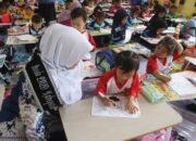 HUT HIMPAUDI ke-21, Bunda PAUD Meranti Dorong Kreativitas Anak melalui Art & Craft